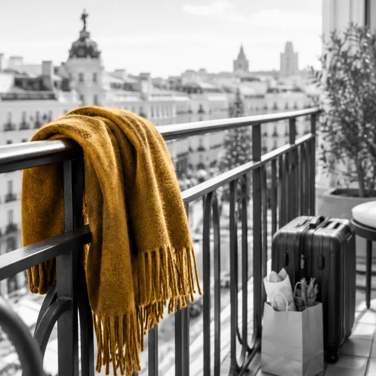 Elegant ways to enjoy Christmas in Madrid: things to do for hotel guests